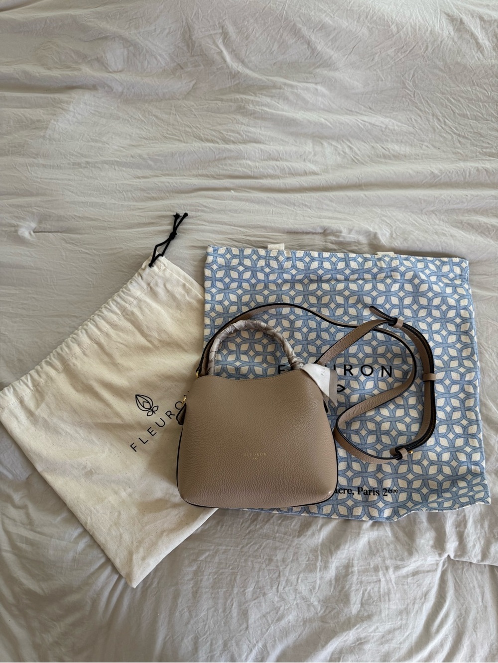 Fleuron Mini Swann Bag in Sable